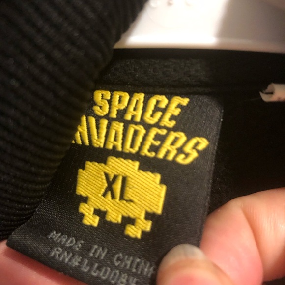 2008 Space Invaders Embroidered Jacket - 760 $80 or $75 w/offer - Picture 2 of 7